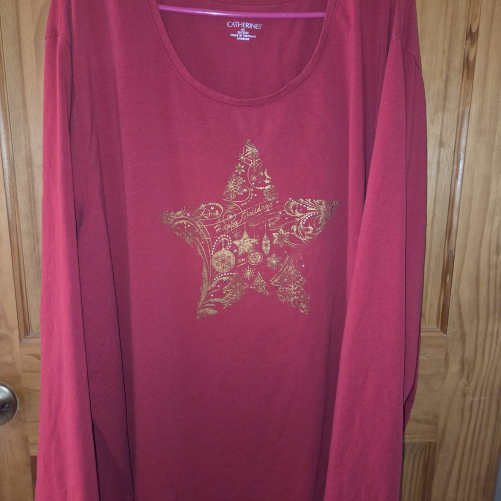 Catherines Red Long Sleeve Tee with Happy Hoilday Gold Star